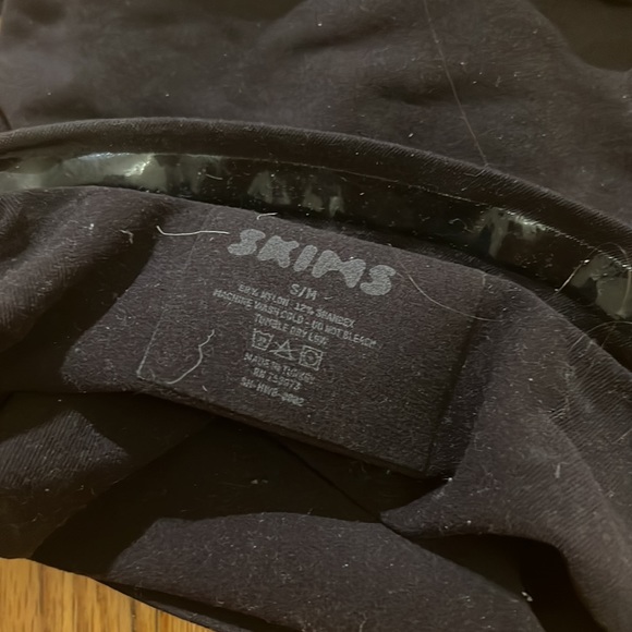 Skims sculpting high waist brief - Picture 2 of 3